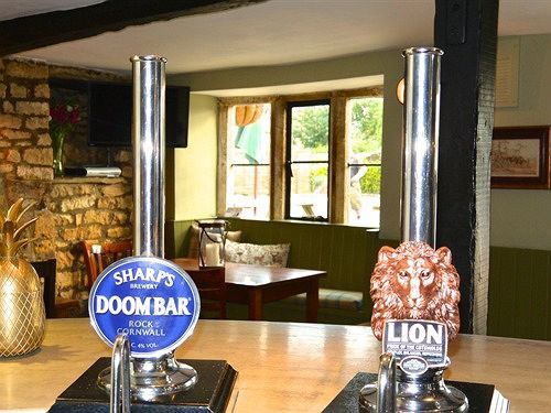 Coach & Horses Hotel Bourton-on-the-Water Bagian luar foto