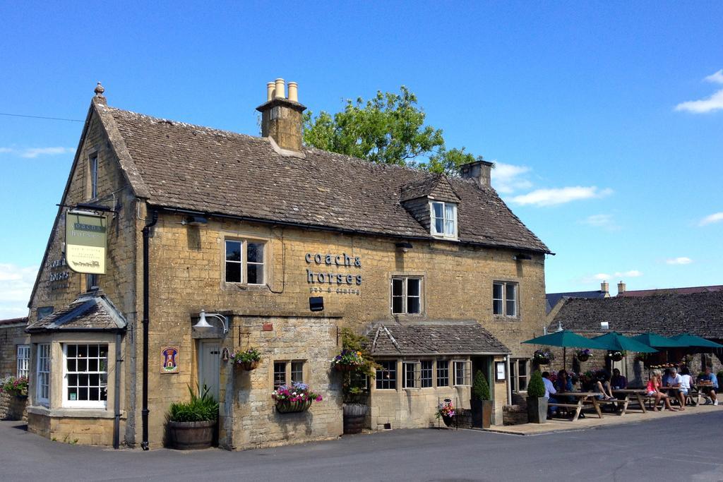 Coach & Horses Hotel Bourton-on-the-Water Bagian luar foto