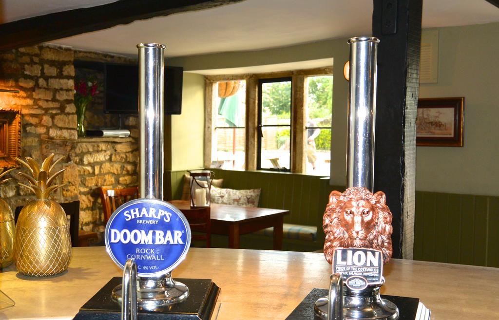 Coach & Horses Hotel Bourton-on-the-Water Ruang foto